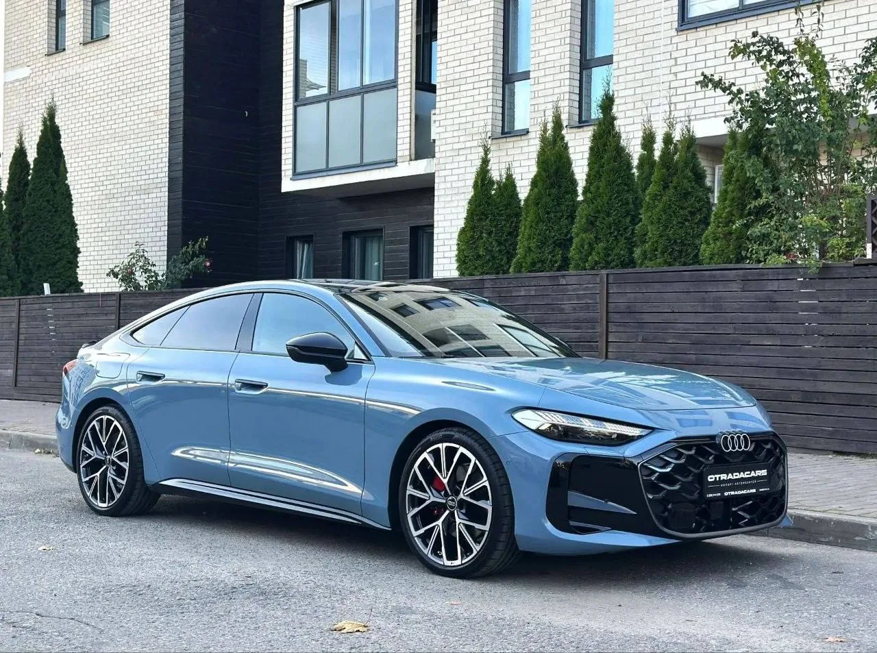 В наличии Audi A5 L за 5,99 млн🔥