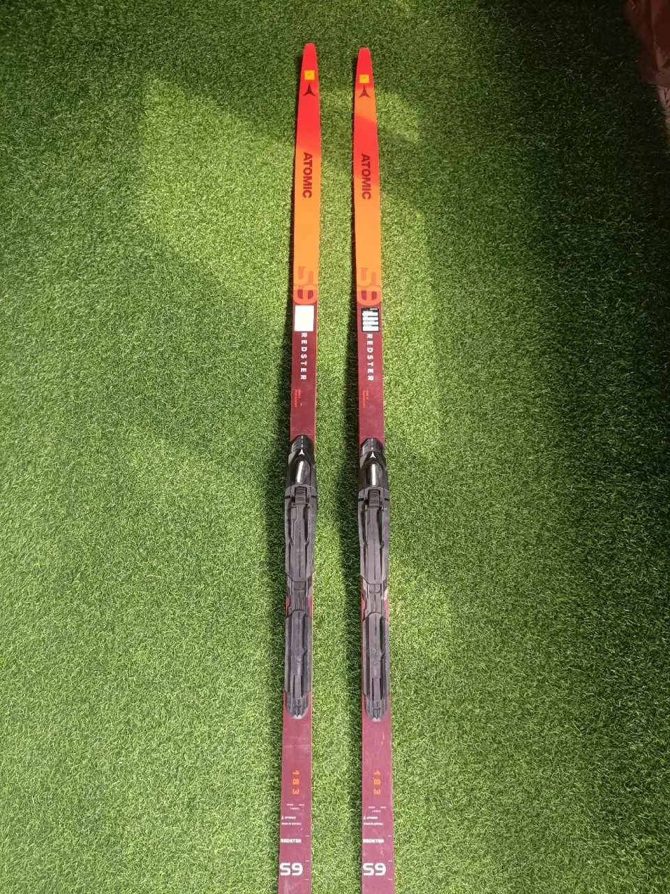 Гоночные коньковые лыжи Fischer. Структура на погоду -4...-12°C, отличное скольжение. Р...