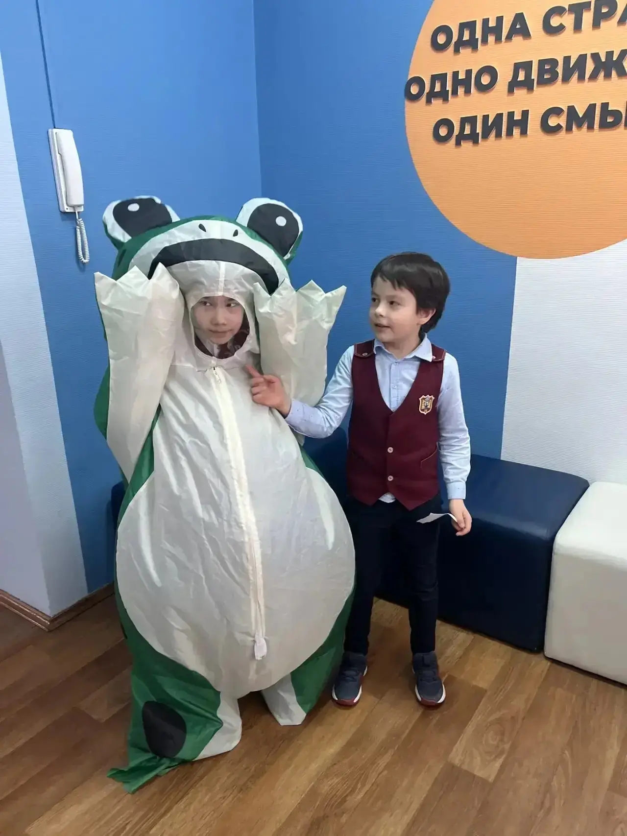 🎭 Как за пять минут оживают сказки? История одного театрального дня  27 марта, во Всемирный день теа