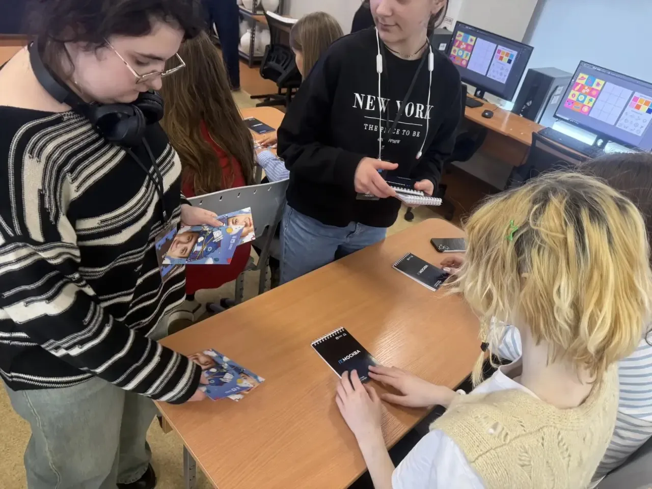 👩‍🎓Графический дизайн — это не просто красиво, это профессия будущего!  Ученики 9‑го класса побывали