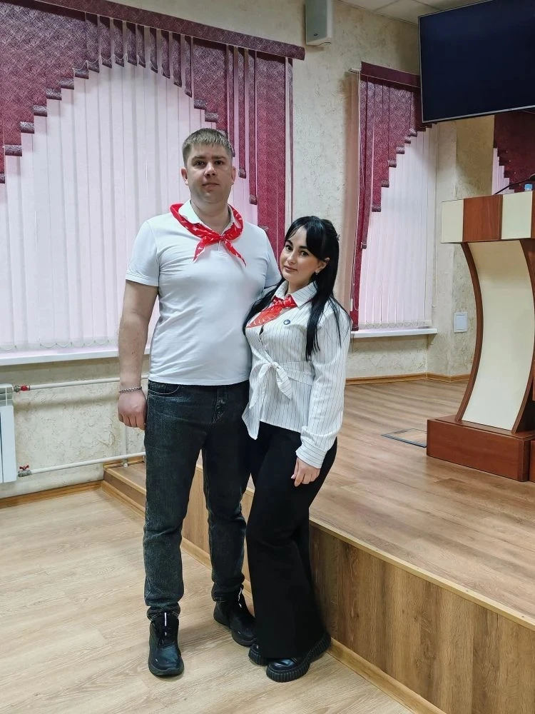 🌟 «Родные-Любимые»: встреча семейного сообщества Первых в Грязинском округе    Семья Селезнёвых Алев