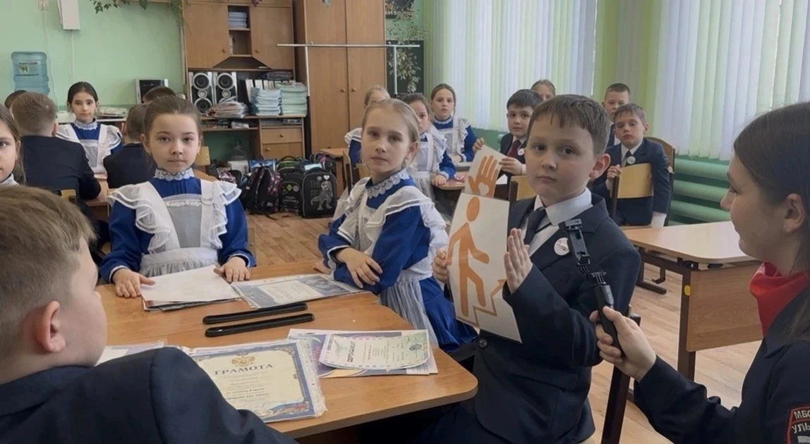 Орлята 2А класса принимали участие в конкурсном отборе на региональную профильную смену "Содружество