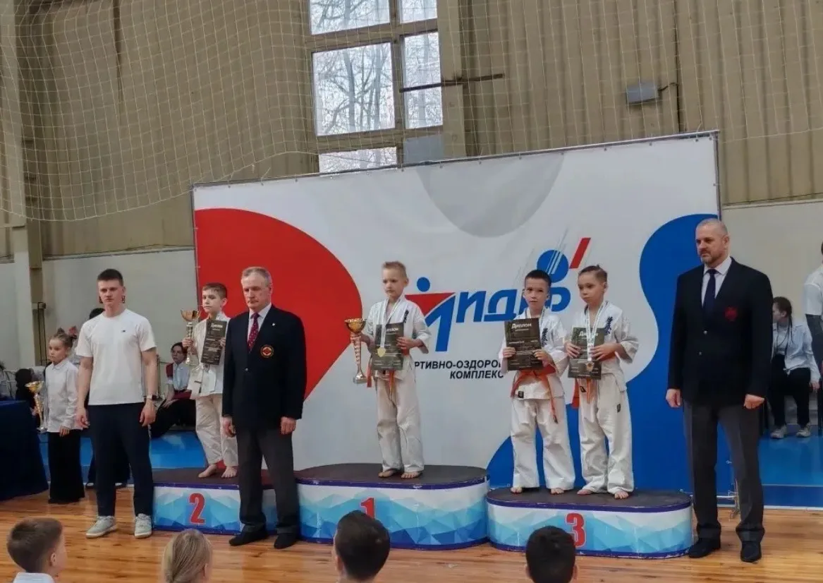🏆ЮНЫЕ ЧЕМПИОНЫ🏆  🎉В апреле наши ученики вновь доказали, что они — настоящие победители. Спешим подел