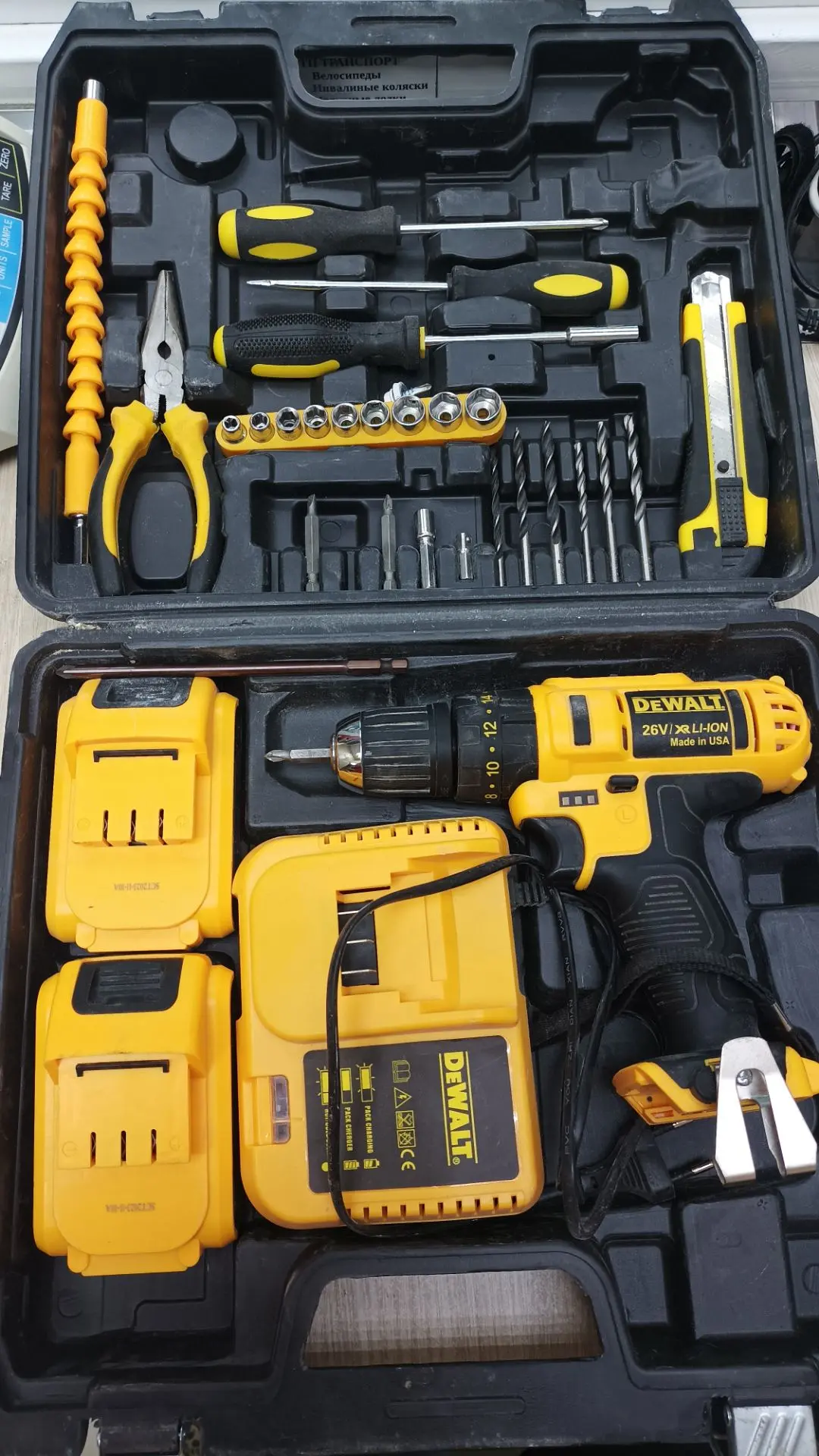 Шуруповёрт DeWalt