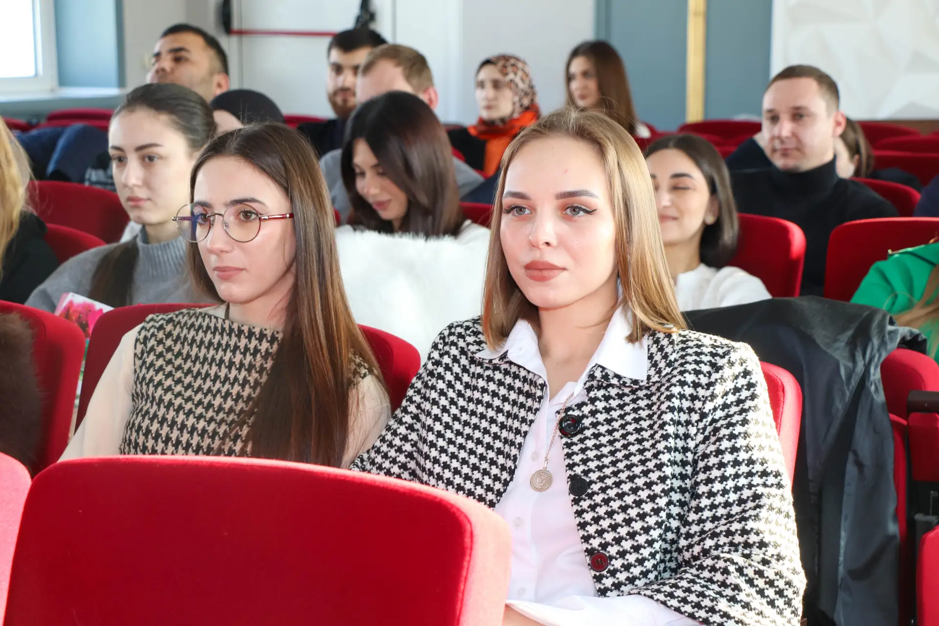 Старт карьеры — уже сегодня 🚀  🏥 В актовом зале Майкопского государственного технологического универ