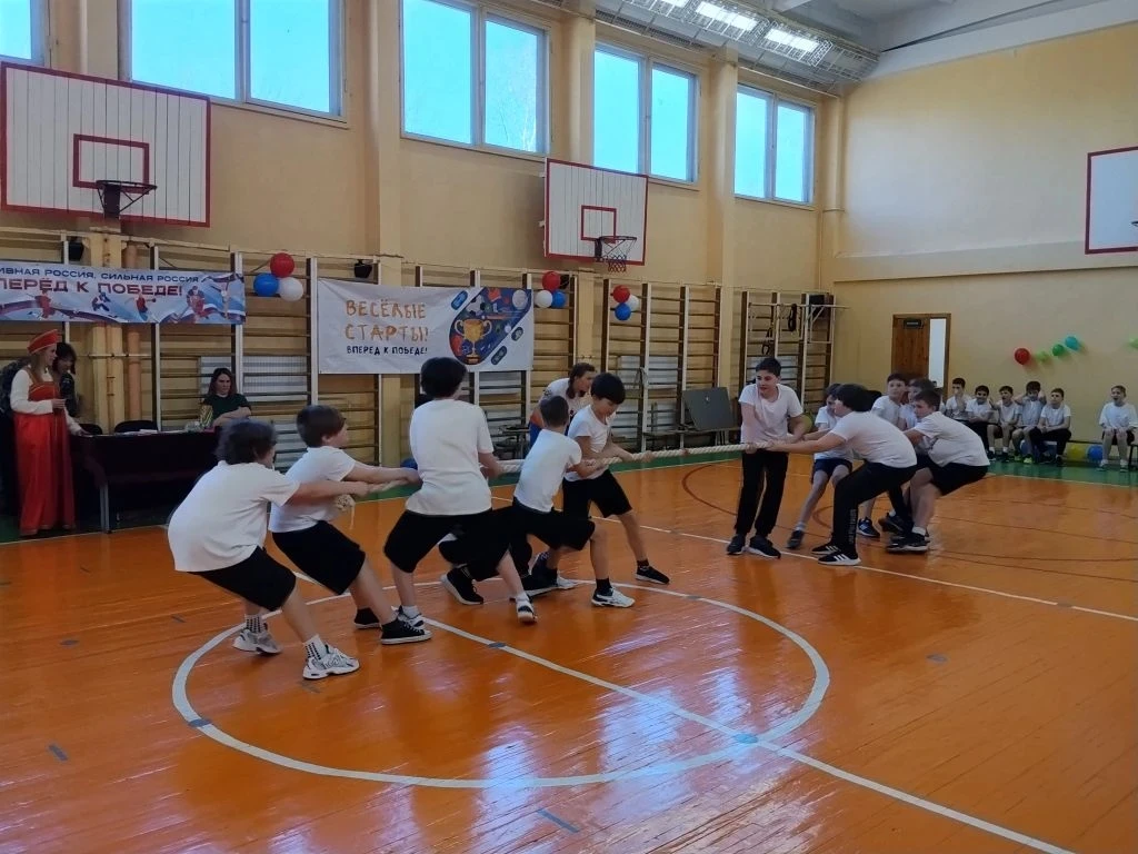 🏋🏼‍♂️Богатырская застава: как в граде нашем «Юный богатырь» ратную удаль показывал.🏋🏼‍♂️  Гой еси, д
