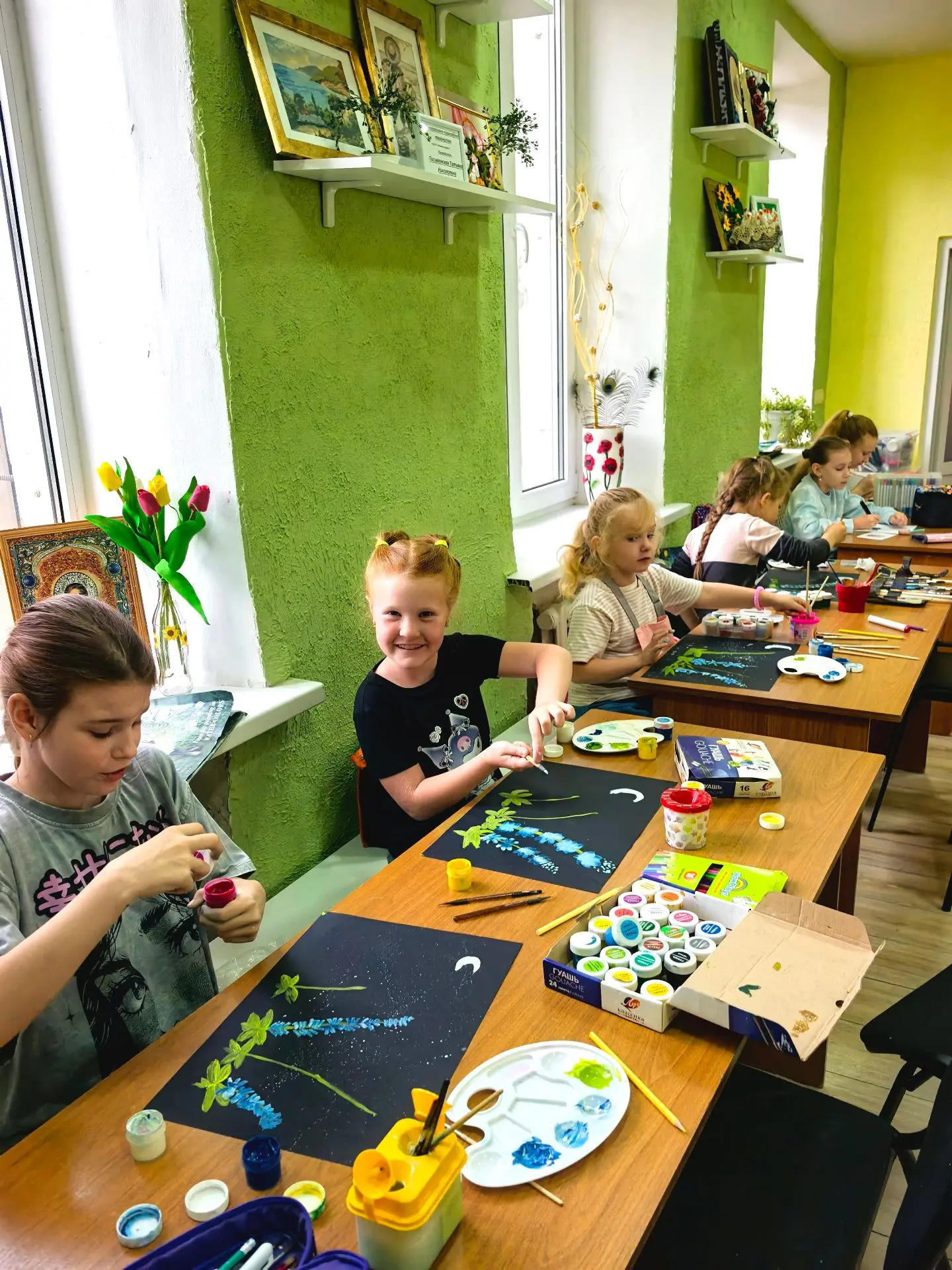 Секрет объёмного рисунка: два цвета в одном мазке