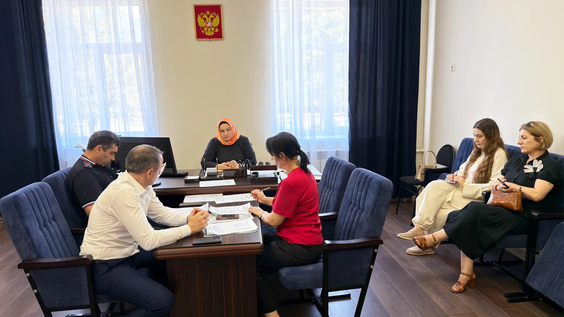✅ В Южно-Сухокумске проверили безопасность и готовность образовательных учреждений к но...