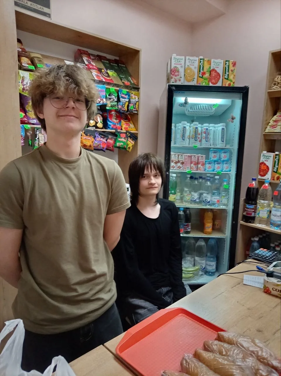 🌿 Тополиный пух, жара, но еще июнь, а значит, учеба продолжается. 
Прямо сейчас студенты специально