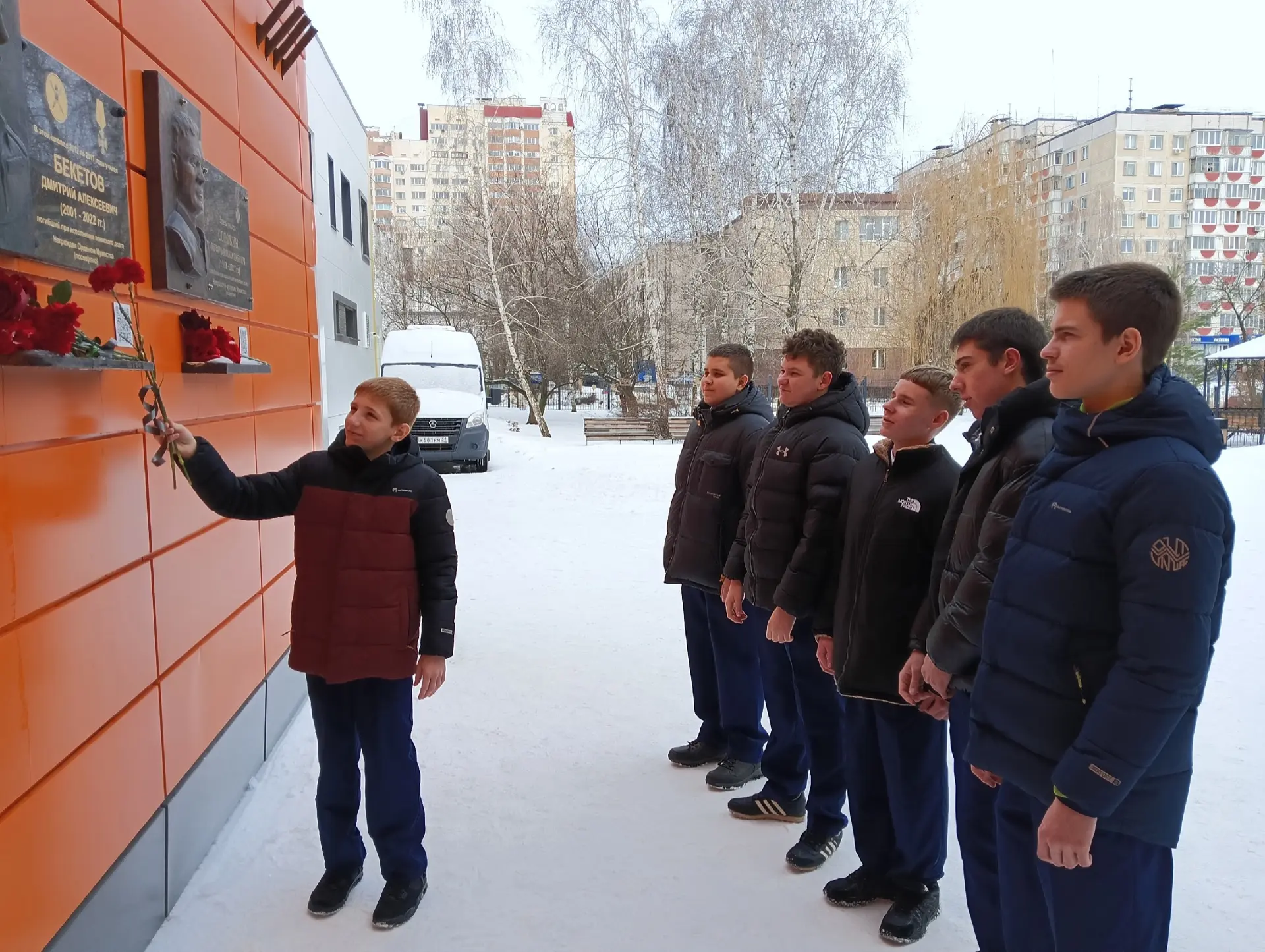 23 февраля мы отдаём дань благодарности и уважения тем, кто защищал родную землю во все времена наше