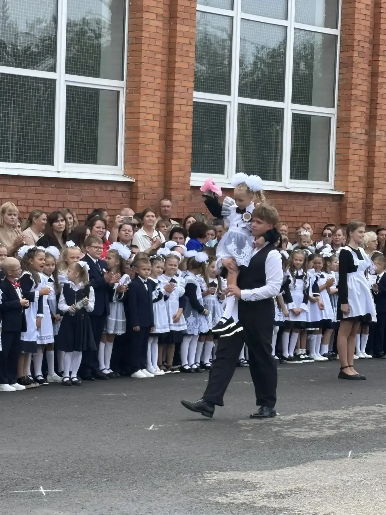 🔔 1 сентября для школьников Пензенской области прозвенел первый звонок. Заместитель ми...