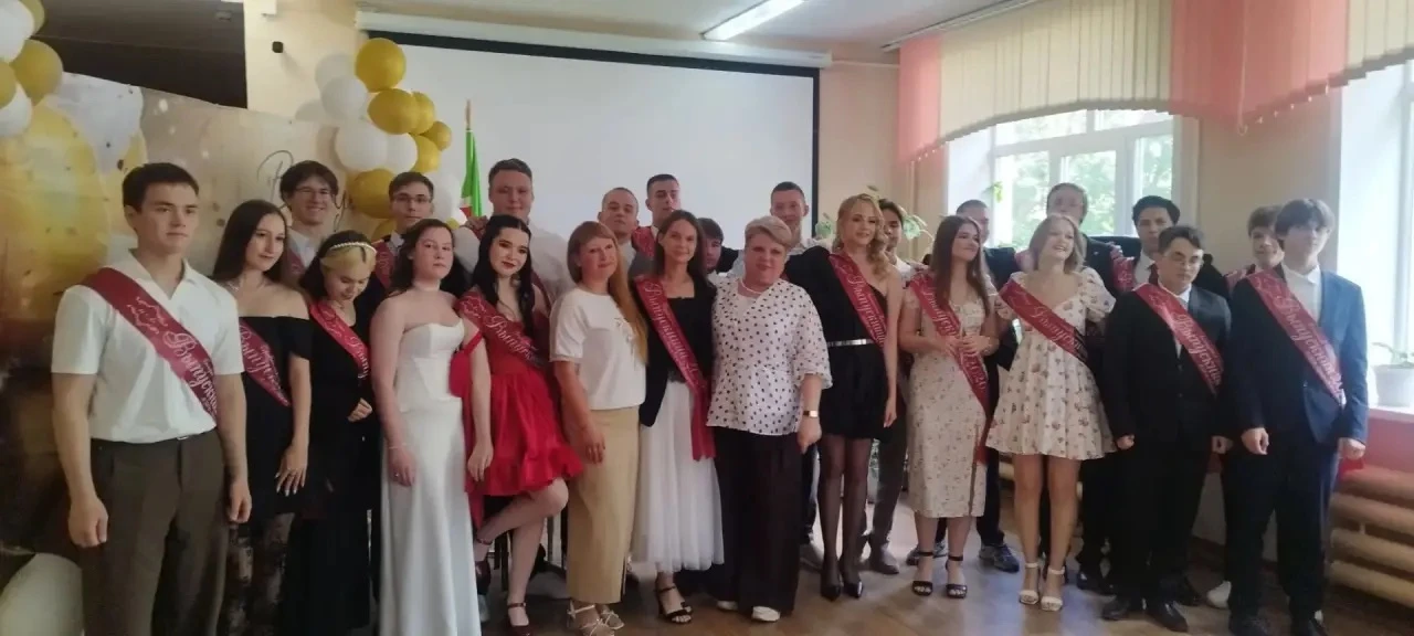 ✨ Сегодня для наших одиннадцатиклассников прозвучал самый главный, финальный аккорд шко...