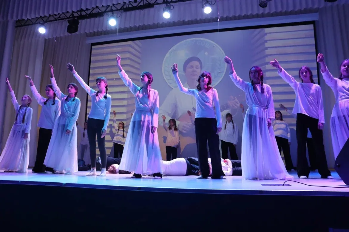 Фестиваль «Мелодии Победы»: песни, которые объединяют поколения 🇷🇺🎶  На этой неделе в нашей школе дл