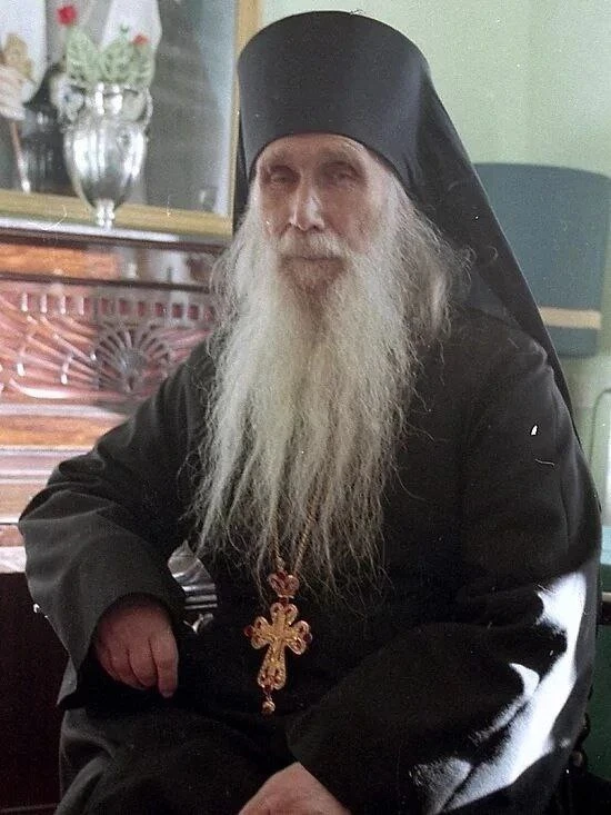 Большинство людей ходят в храм со словом - дай. Дай здоровье, Господи, дай финансовое б...