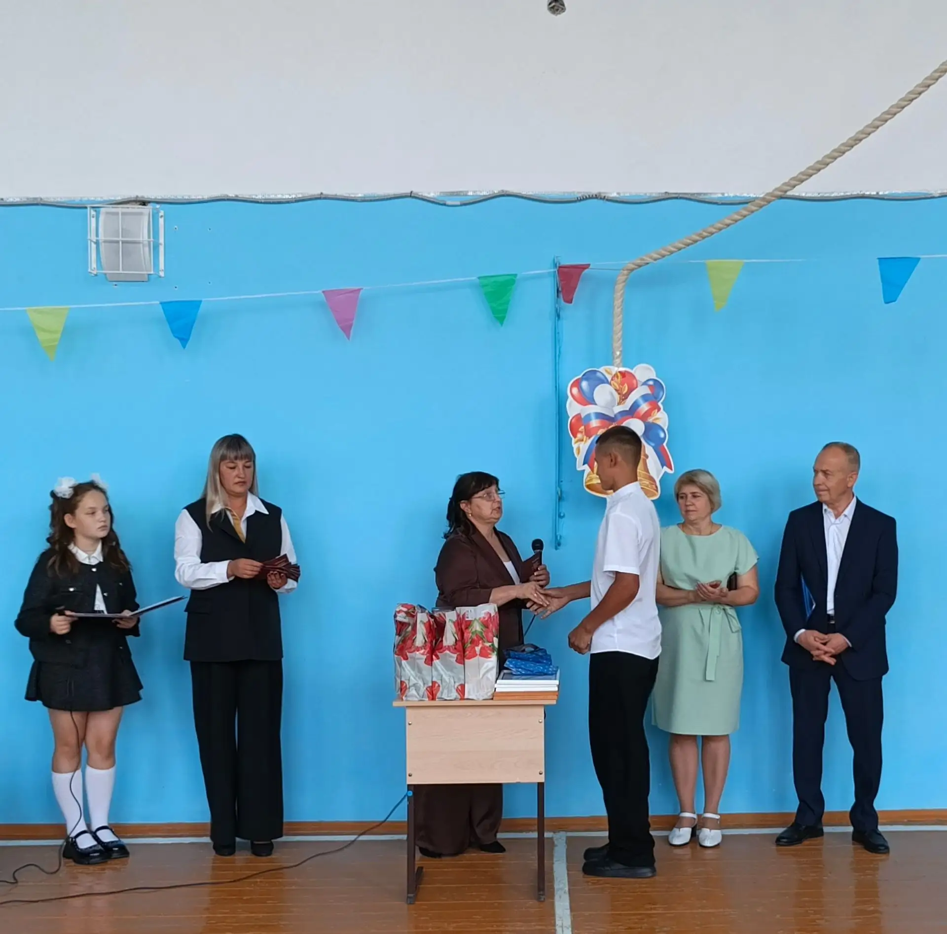 🔔 «Первый звонок для всех: здравствуй, любимая школа!»