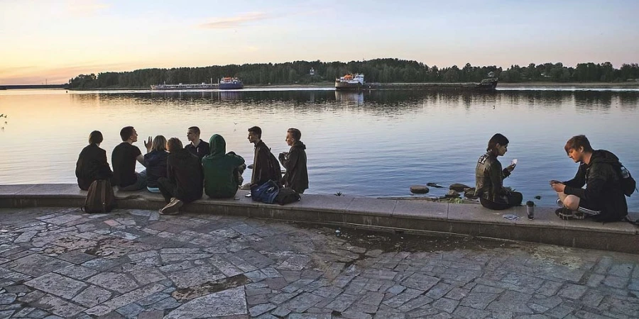 Школьные стрелки: что ведет подростка к срыву, как семья может предотвратить трагедию. 
Говорим со ш