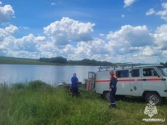 В пруду села Городище Орловской области утонул мужчина

В Урицком районе Орловской области завершили