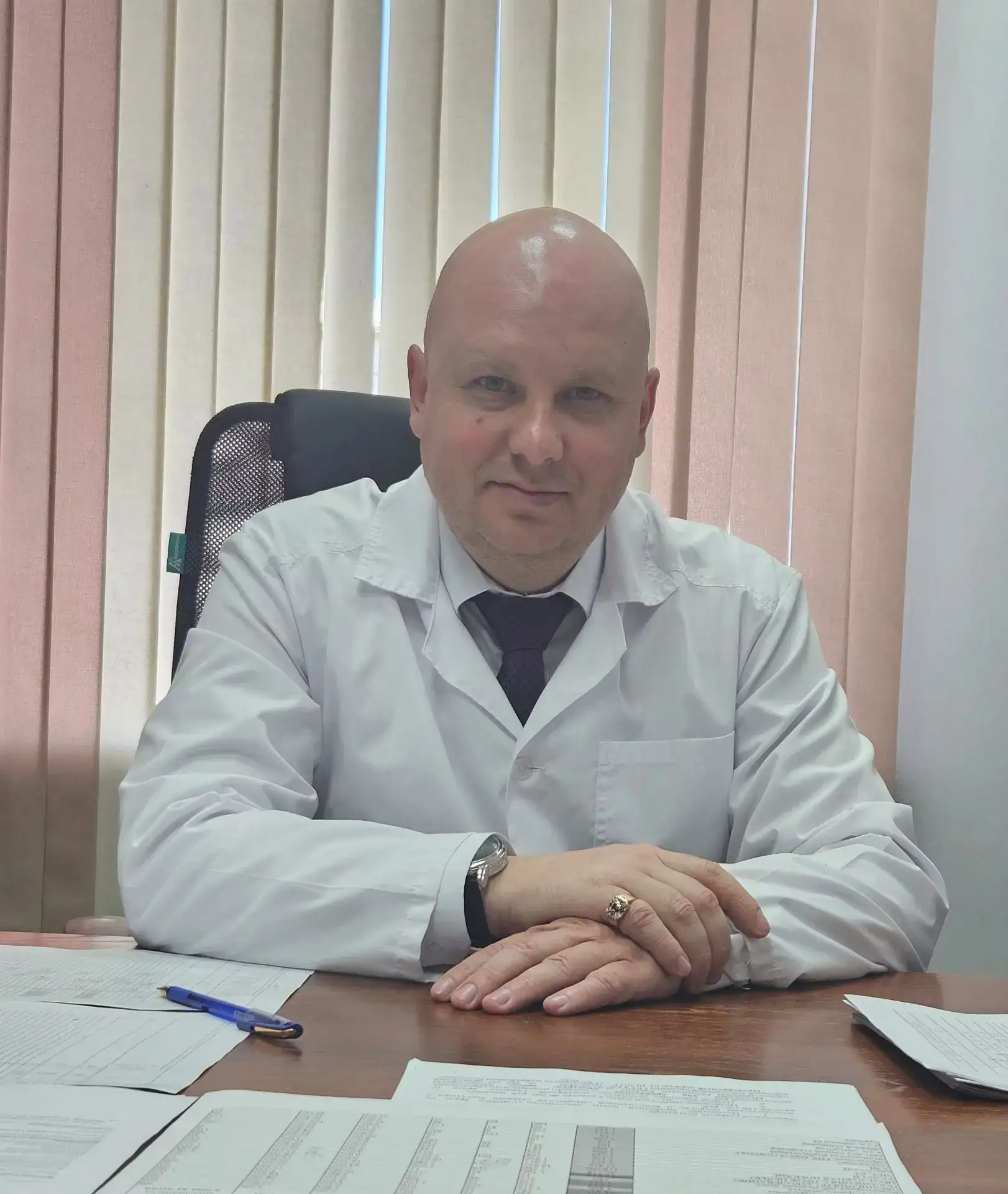 Уважаемые коллеги!
⁣
От всей души поздравляю вас с нашим профессиональным праздником – Днём медицинс