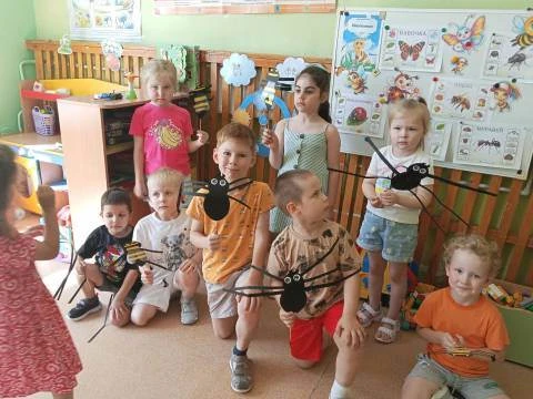 Сегодня в детском саду прошёл увлекательный мастер-класс на тему „Мир насекомых“! Мы не просто делал