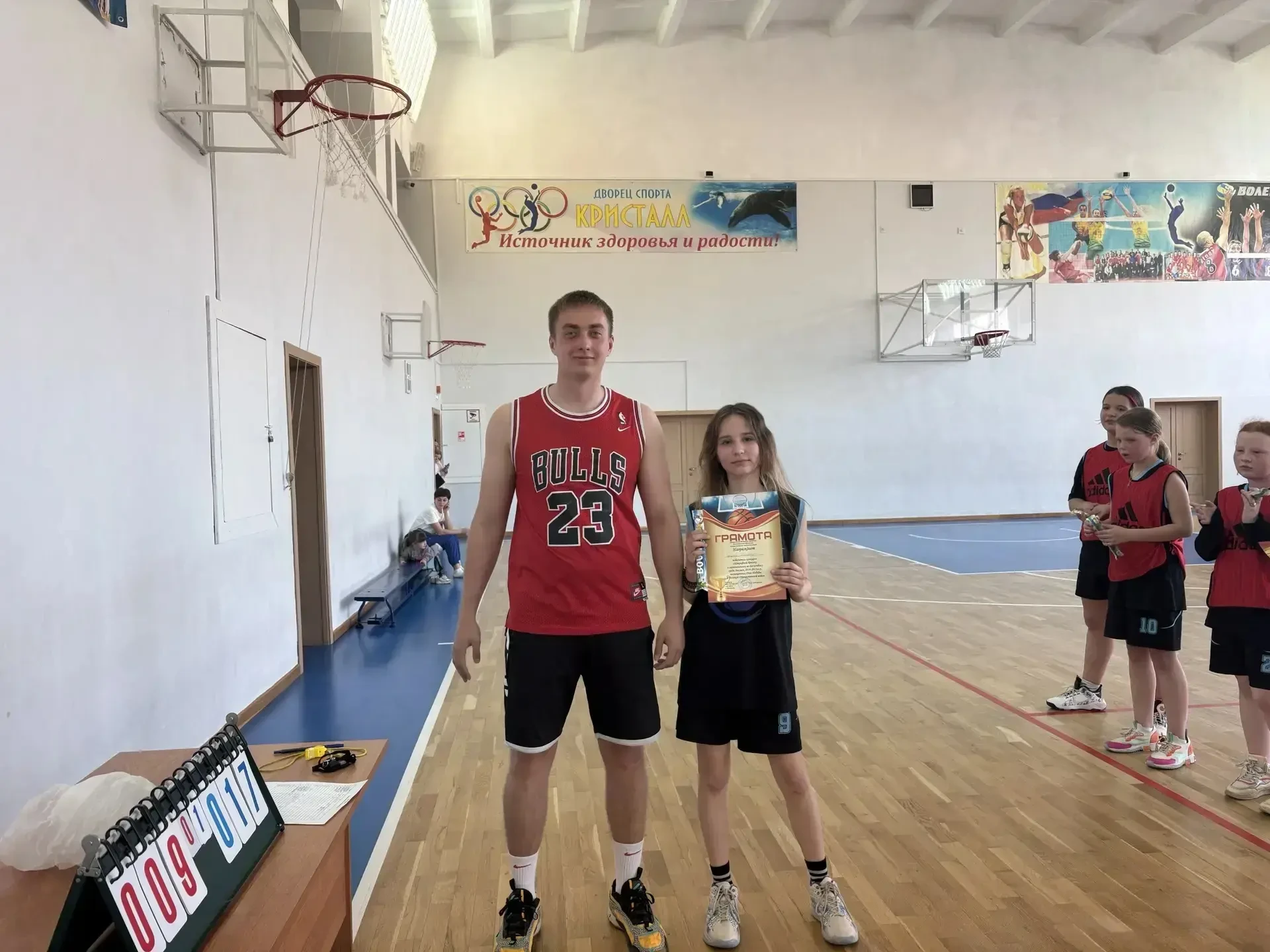 🏀6 мая в СК «Кристалл» под руководством тренера -преподавателя ДЮСШ Харитонова Р.Е. прошли соревнов