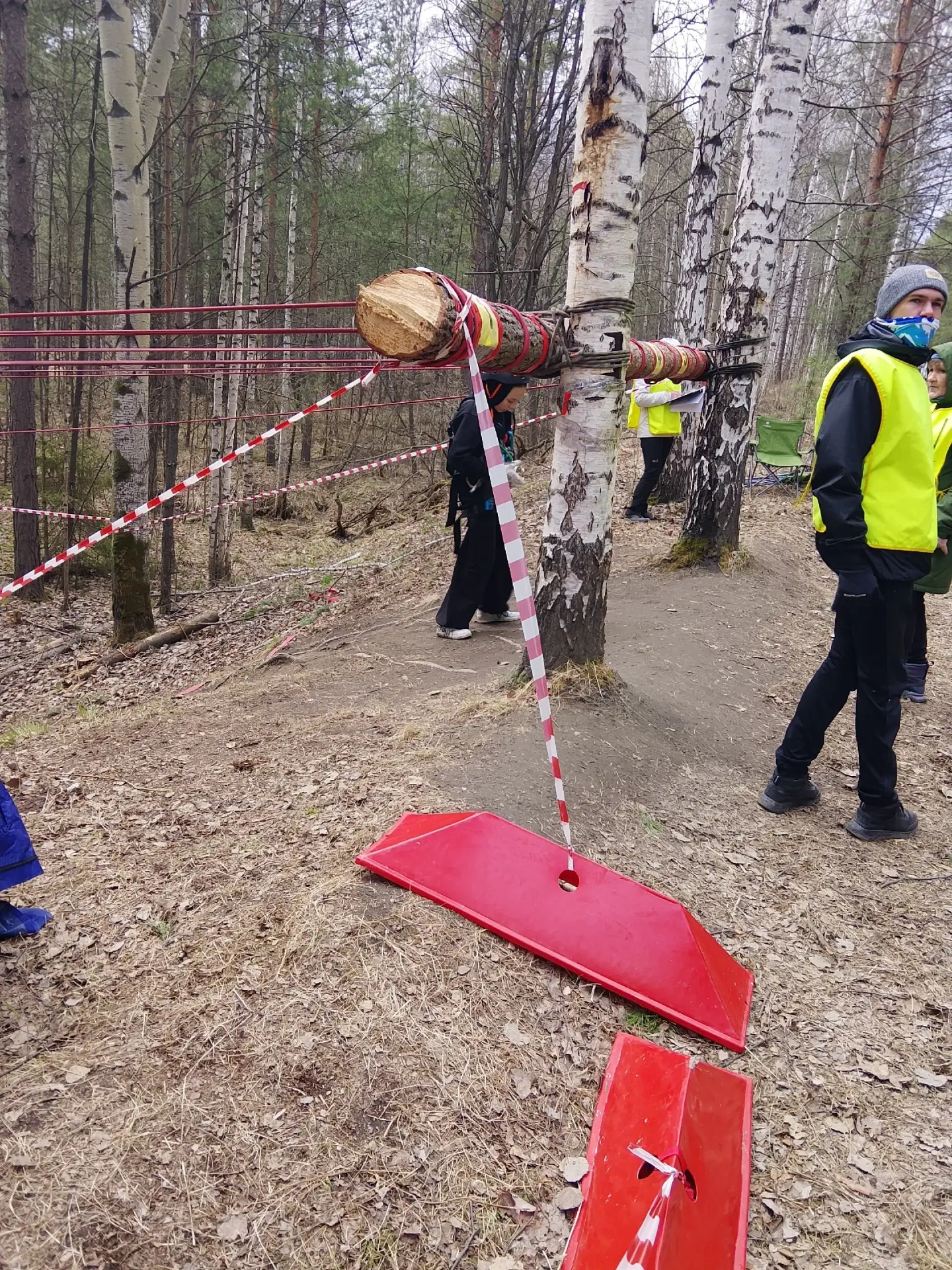 📅 В эти выходные прошли соревнования по спортивному туризму на пеших дистанциях «Кубок УрФУ» в район