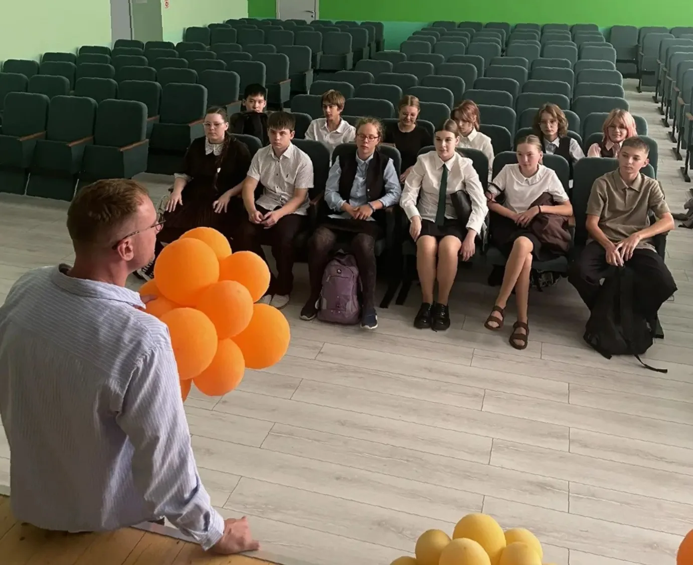 😊 Не просто «новички», а «первые среди равных»: репортаж из 8 Б класса, которому всего...