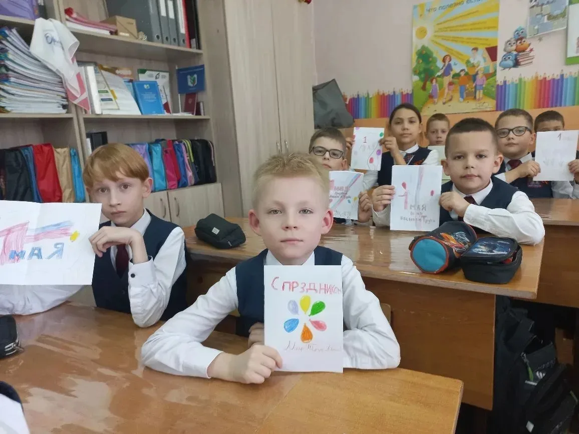 🎨 Творческий мастер-класс «Весенняя открытка для героя труда» 🌷 29 апреля, в преддверии Праздника Ве