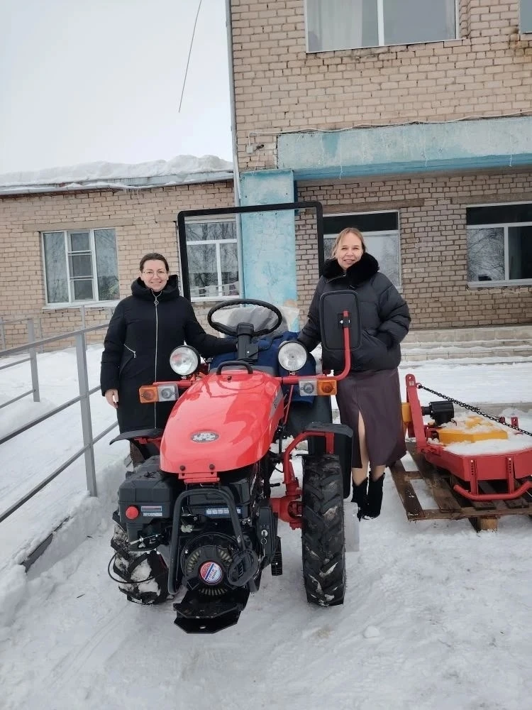 🚜 Большие возможности для маленького бизнеса: Талицкая школа закупает современное обор...