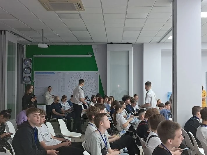 22 мая сотрудники и курсанты Института водного транспорта им. Г.Я. Седова приняли активное участие в