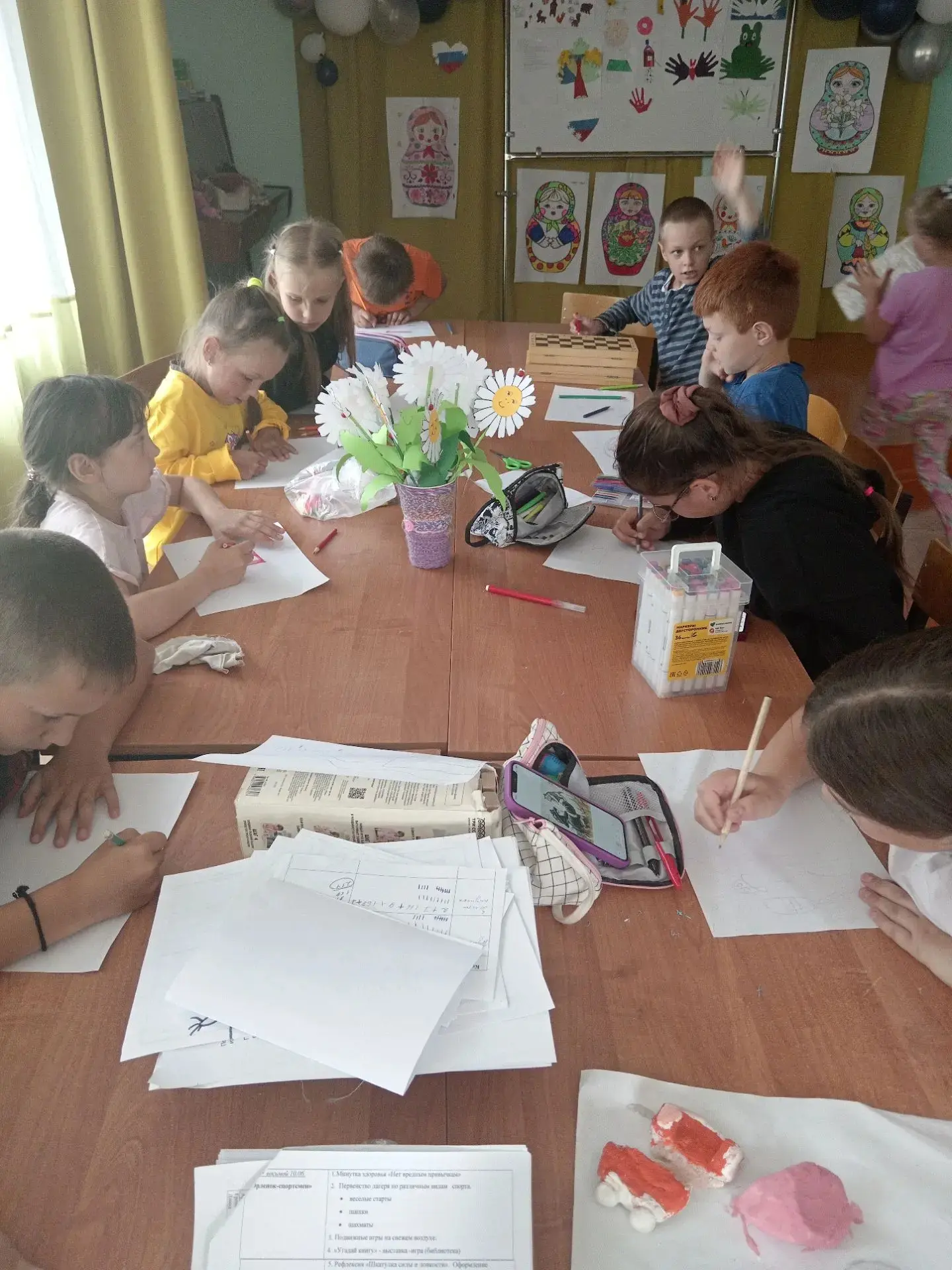 Десятый день пришкольного лагеря "Орленок-спасатель". Свежесть летнего утра, умытая долгожданным дож