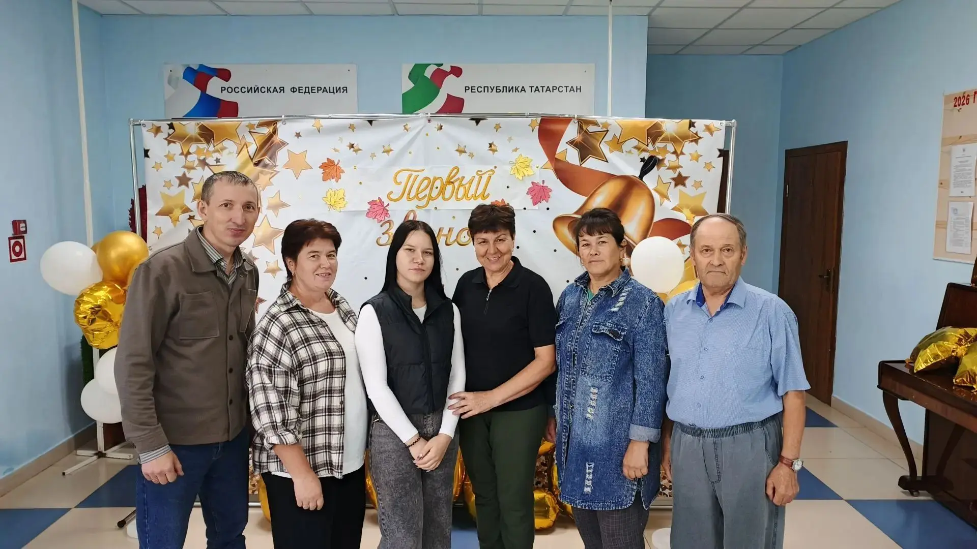 Сегодня в нашей школе было по-особенному тепло и радостно! К нам в гости заглянула выпу...