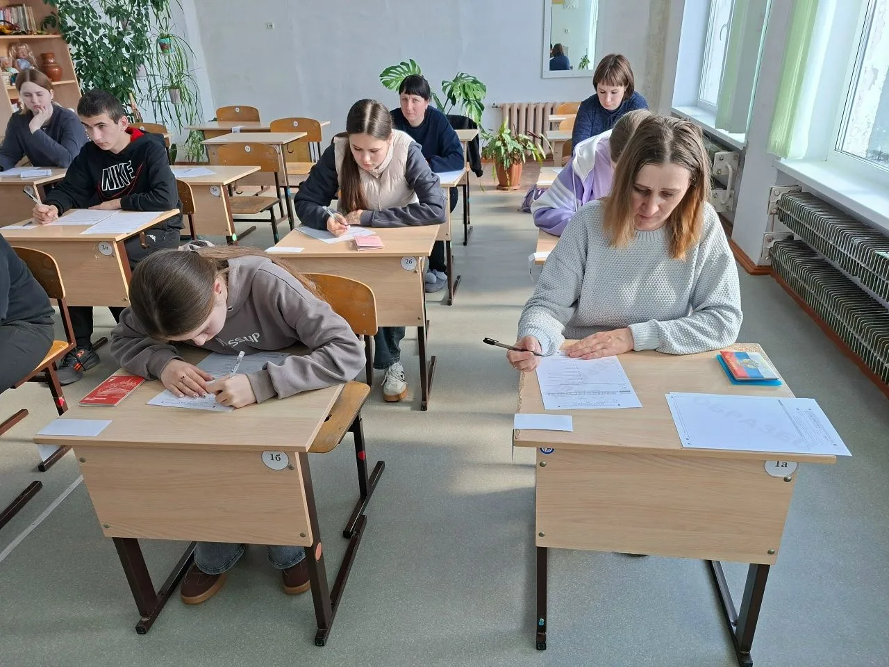 СЕКРЕТЫ УСПЕШНОЙ СДАЧИ ОГЭ: РОДИТЕЛИ В РОЛИ УЧЕНИКОВ