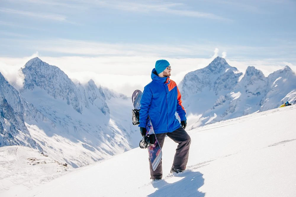 🏔 Друзья, с 1 днём зимы! Сегодня хотим поделиться с вами несколькими тёплыми кадрами из наших горнол