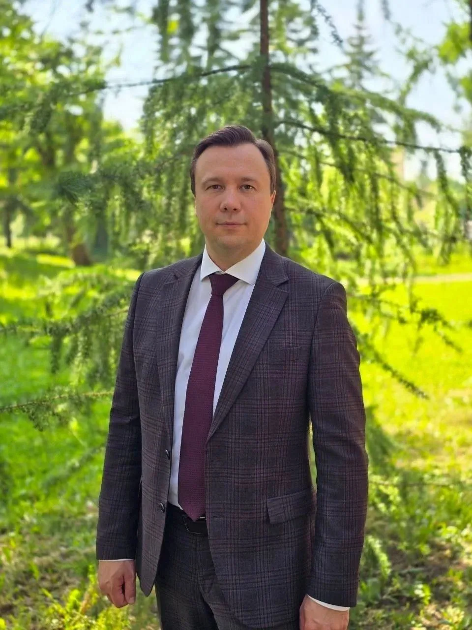 Сегодня День Рождения отмечает директора Севзаплеспроекта Александр Ефременков
 
Уважаемый Александр