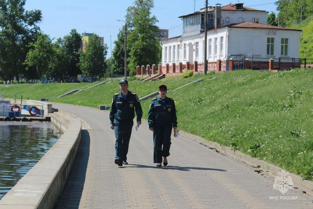 🔵 Опасный отдых: орловцев призывают не открывать купальный сезон раньше времени   В преддверии откры