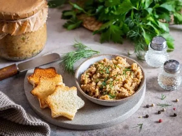 ИКРА ИЗ РЫЖИКОВ
