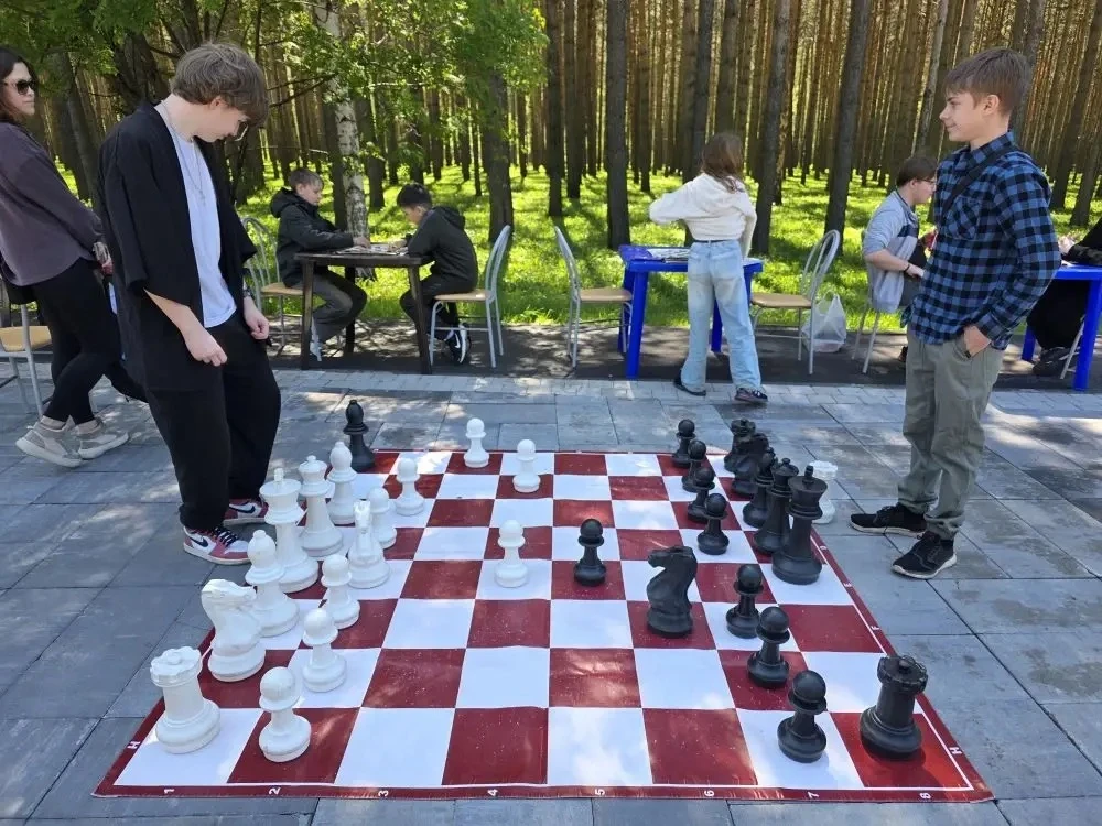 🎉♟️ Шахматно-шашечный праздник в Парке Победы!♟️🎉
