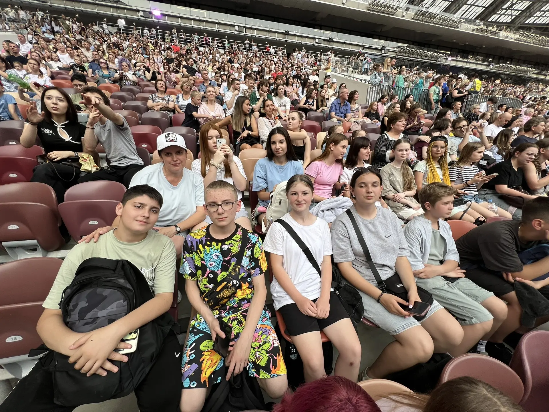 Вчера ученикам МОУ «Веселолопанская СОШ» крупно повезло! Ребята стали частью грандиозного всероссийс