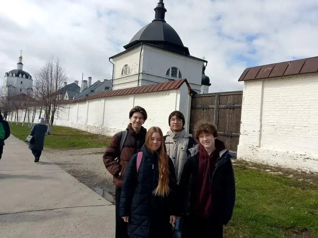🌎 К ПРИРОДЕ БЕРЕЖНО  22 апреля, в Международный день Земли,  юннаты нашей гимназии приняли участие в