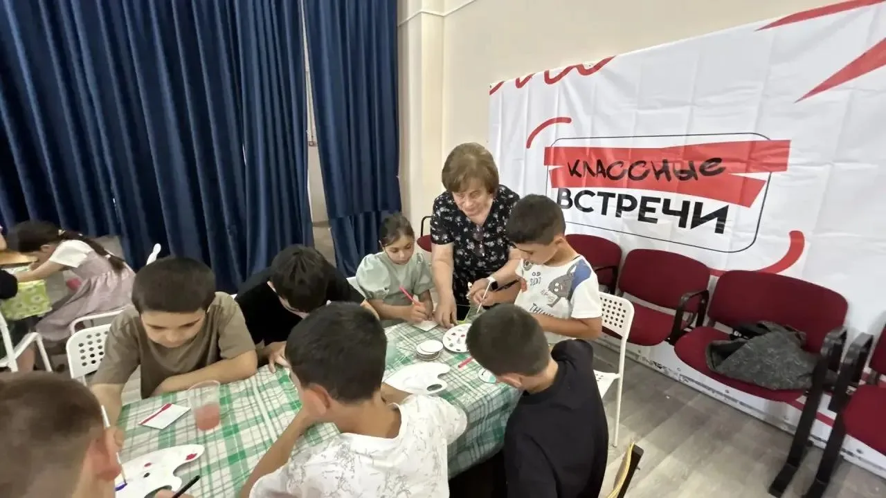 Любовь к Родине начинается с уважения к её истории, культуре и традициям, а также с искреннего интер
