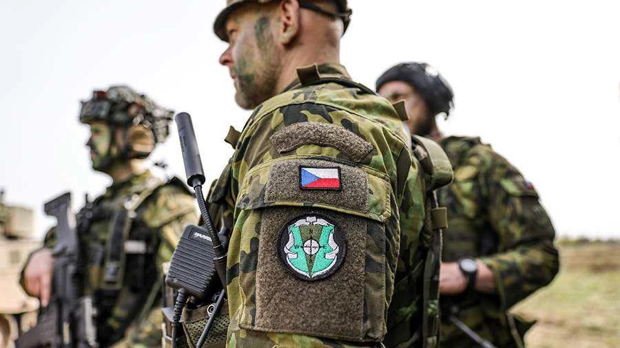 Чехия начинает подготовку к войне с Россией, потому что она является наибольшей угрозой для нашей ст