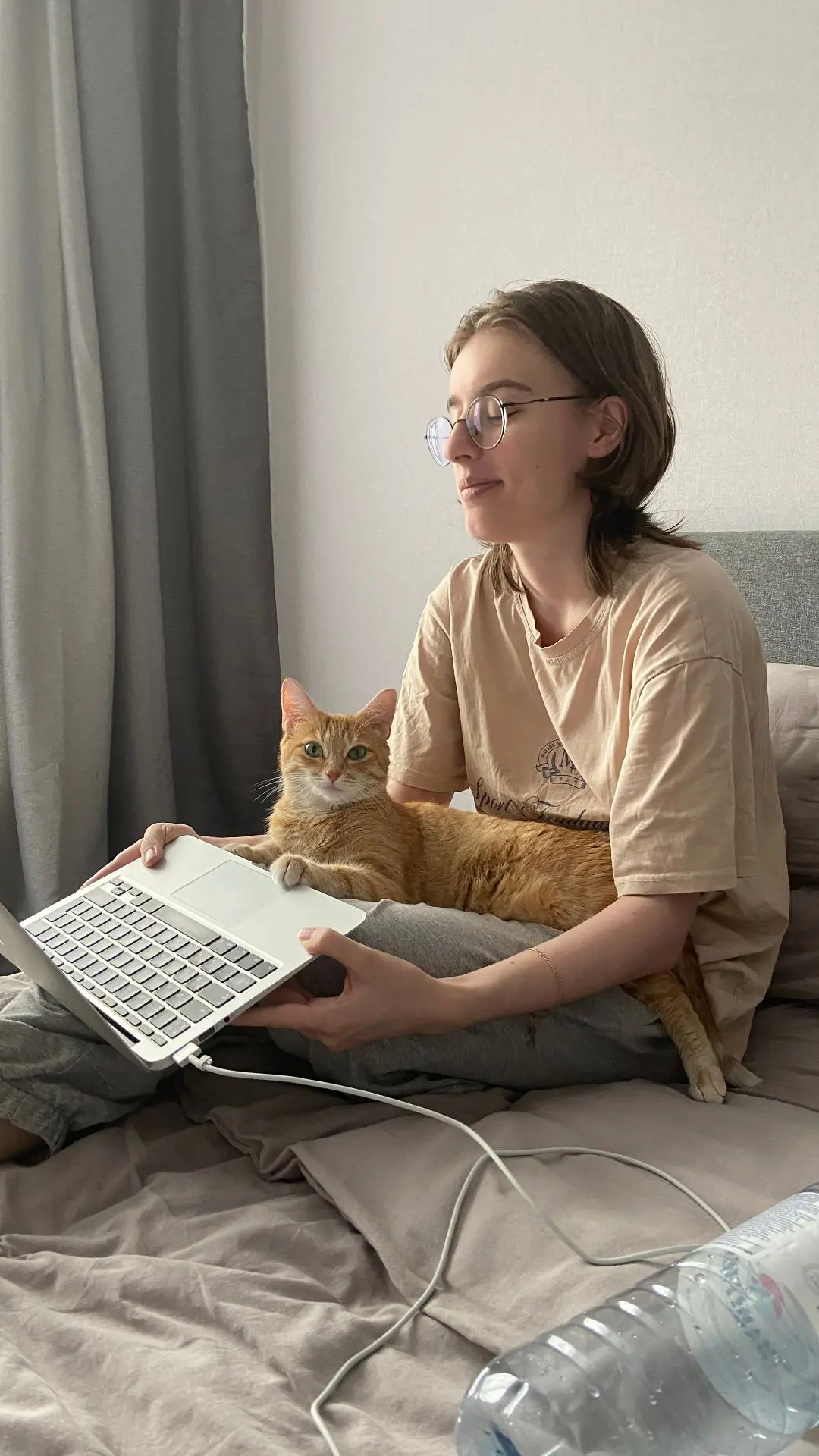 Мяу. Сегодня я работаю 🐾