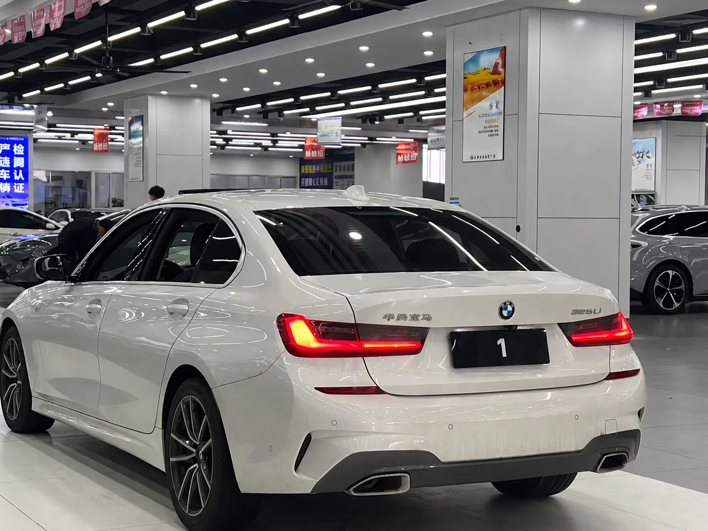 BMW ИЗ КИТАЯ ИЛИ РЫНОК РФ? СРАВНИВАЕМ ⚡️  Многие думают, что после 5 лет BMW из Китая теряет смысл и