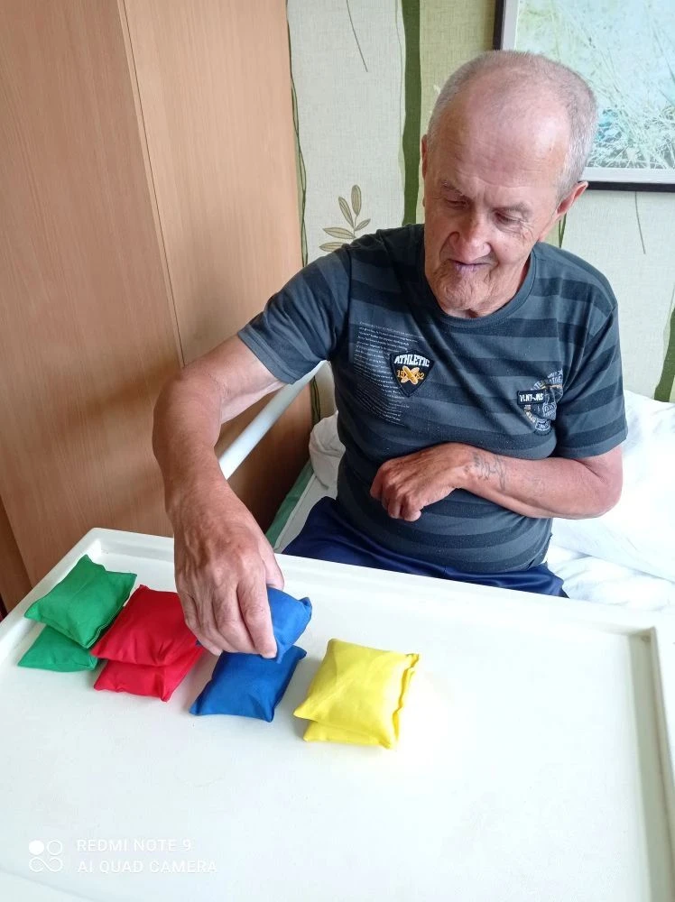 🧩🔢Тренируем память и внимание

🔹Психолог Лаврентьева Светлана  провела с подопечными дома-интерна