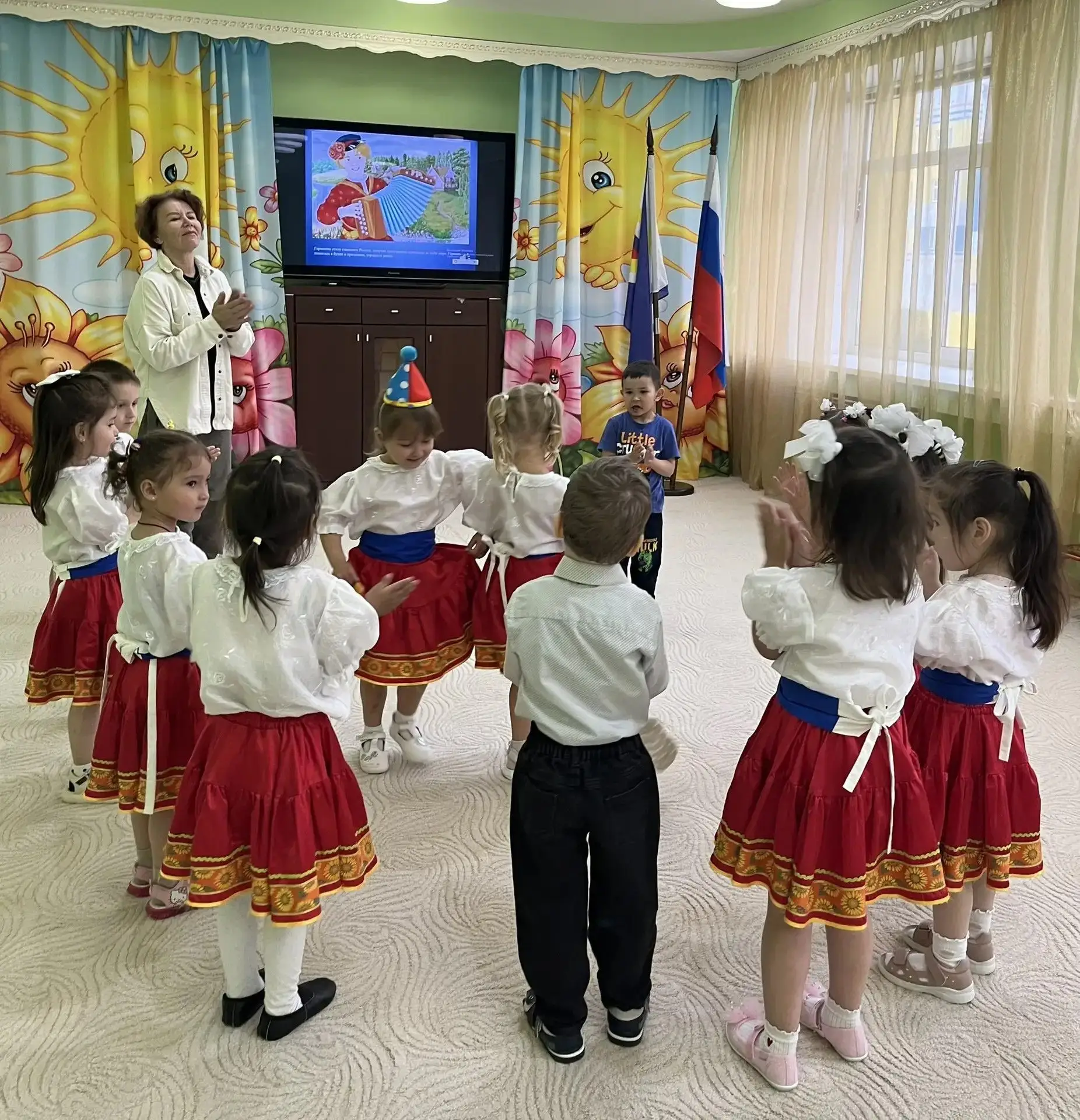 21 августа 2026 года в детском саду прошёл праздник, посвящённый Дню Российского флага.