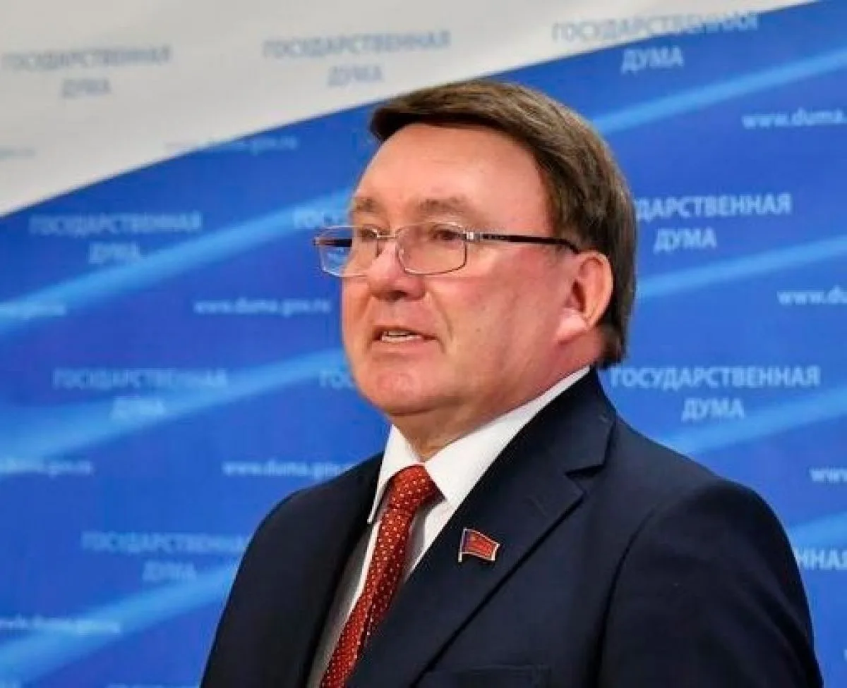 КПРФ внесла законопроект о компенсации проезда студенческим семьям