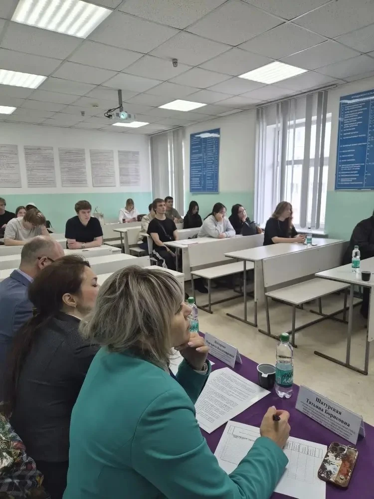 В СахИЖТ прошла студенческая конференция «Научно-техническому и социально-экономическому развитию Да