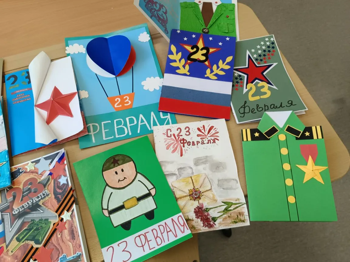 🎨 В Преддверии 23 Февраля обучающиеся нашей школы активно выразили свою благодарность будущим и ныне