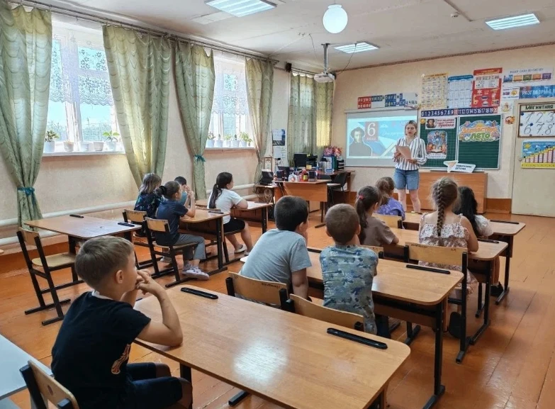 🎉6-й день в пришкольном лагере "Солнышко": Праздник Пушкина✨