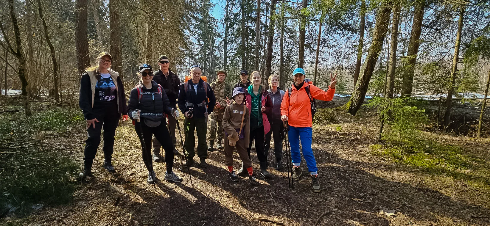 ⛰ 🥾🌲Первый совместный выход: турклуб школы покоряет Полушкино!  🧭✨Наш турклуб пополнился новыми учас